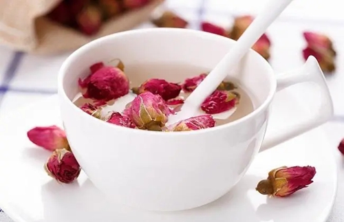 用什么泡水喝可以美容養(yǎng)顏