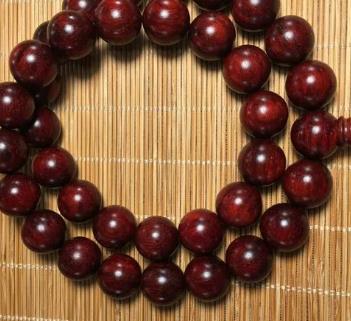 夏天小葉紫檀怎么種