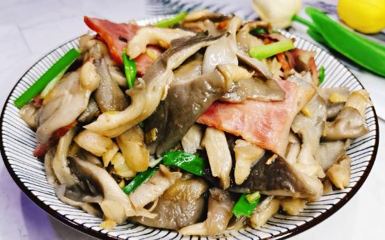 蘑菇怎么炒好吃