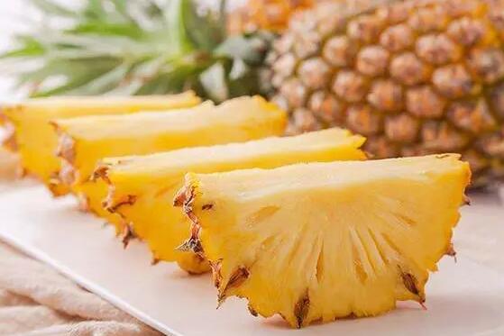 吃菠蘿有什么功效和作用 吃菠蘿有什么功效和作用