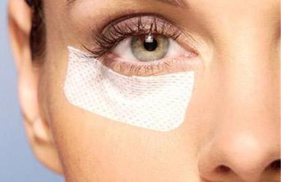 有什么治眼袋的好方法