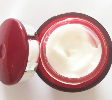 緊致抗皺面霜哪個好，推薦幾款優(yōu)質(zhì)緊致抗皺面霜