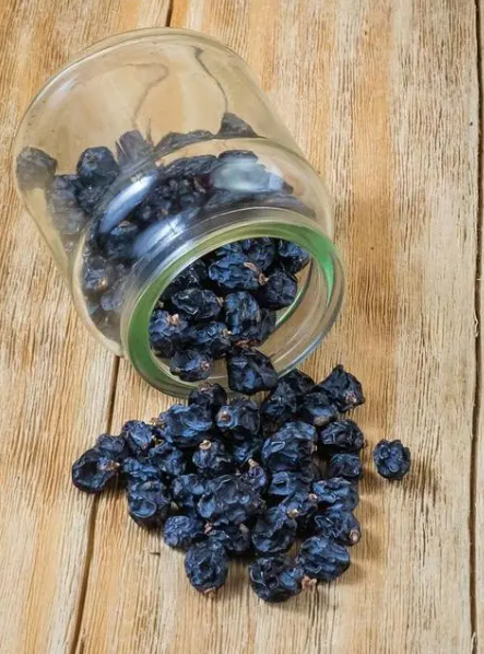 女人長期喝黑枸杞有什么好處 女人長期喝黑枸杞有什么好處