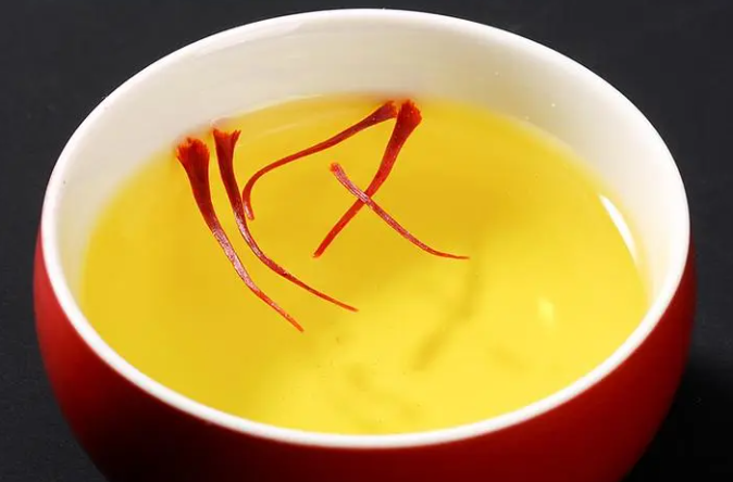 喝藏紅花泡水有什么好處和壞處