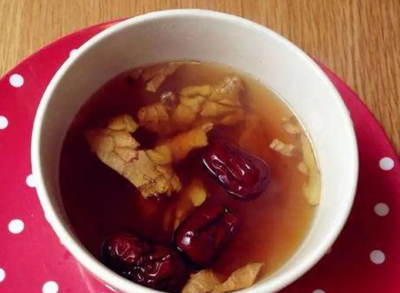 來月經(jīng)喝紅糖水有什么好處 來月經(jīng)喝紅糖水有什么好處