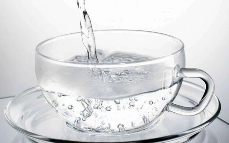 早上空腹喝白開水有什么好處