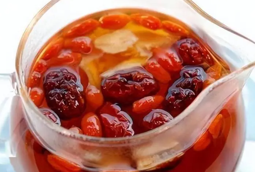 枸杞和紅棗泡水喝有什么好處