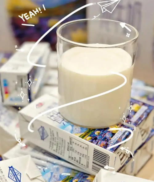 每天晚上喝純牛奶有什么好處 每天晚上喝純牛奶有什么好處