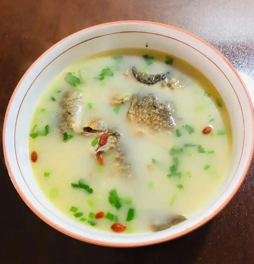 喝鯽魚湯有什么好處