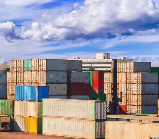 美國海外倉多少