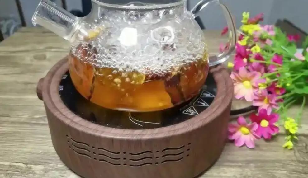 茯苓泡水喝有什么好處