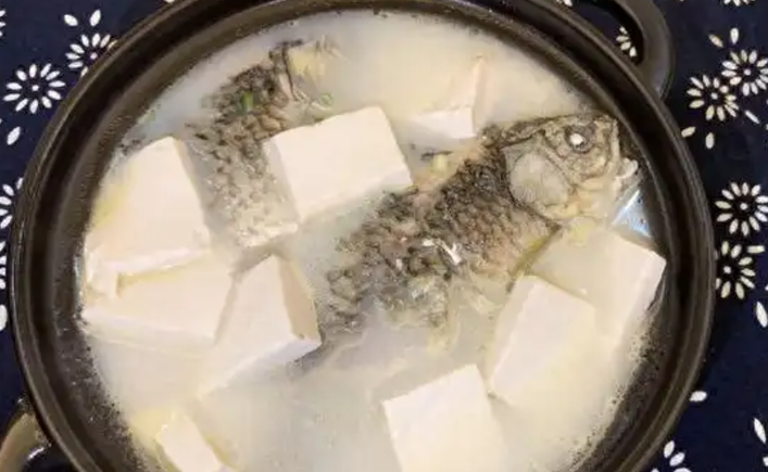 喝魚湯有什么好處 喝魚湯有什么好處