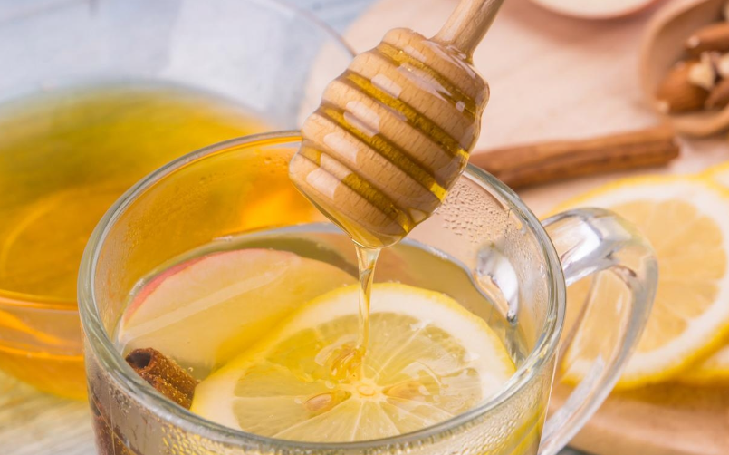 喝蜂蜜有什么好處和功效 喝蜂蜜有什么好處和功效
